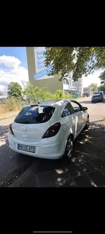 Gebraucht Opel Corsa Color Edition 80 PS (58 kW) 2009 Weiß Kleinwagen
