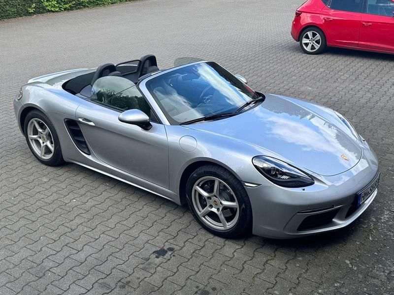 Silber Gebraucht 2017 Porsche Boxster Cabrio | 38.499 € (Fairer Preis) - Bild 1/4