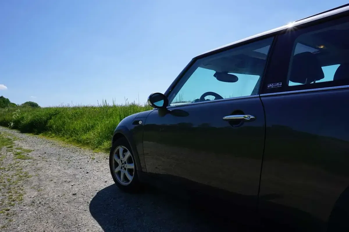 Usado Mini Cooper 116 HP (85 kW) 2006 Cinzento Citadino
