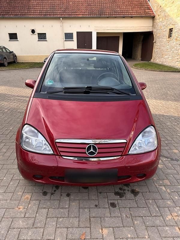 Gebraucht Mercedes A140 82 PS (60 kW) 1999 Rot Kleinwagen
