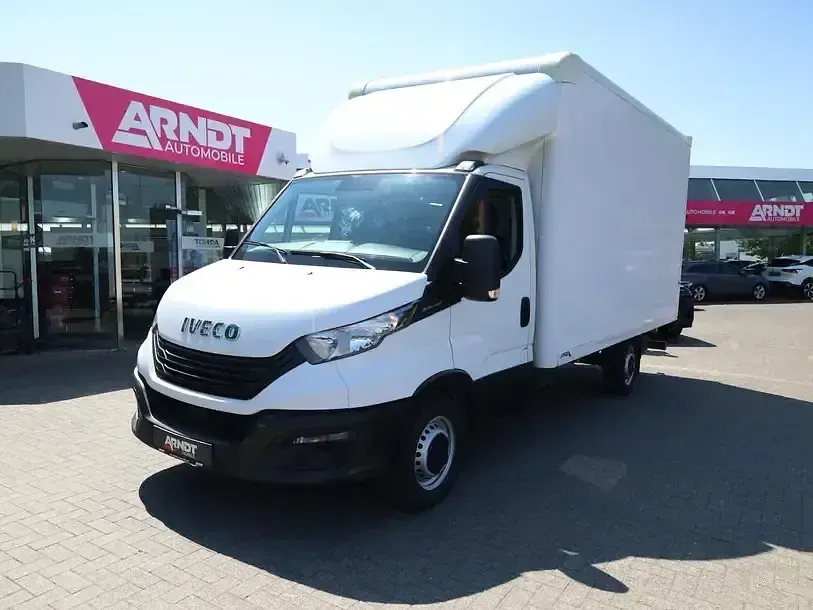 Gebraucht Iveco Daily 156 PS (114 kW) 2024 Weiß ic 194