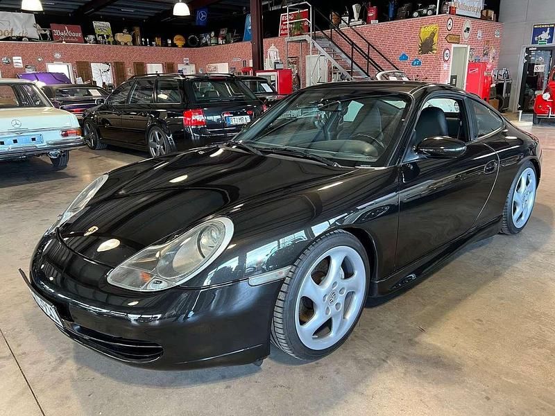 Gebraucht Porsche 911 Carrera 4 300 PS (220 kW) 2003 Schwarz Coupé
