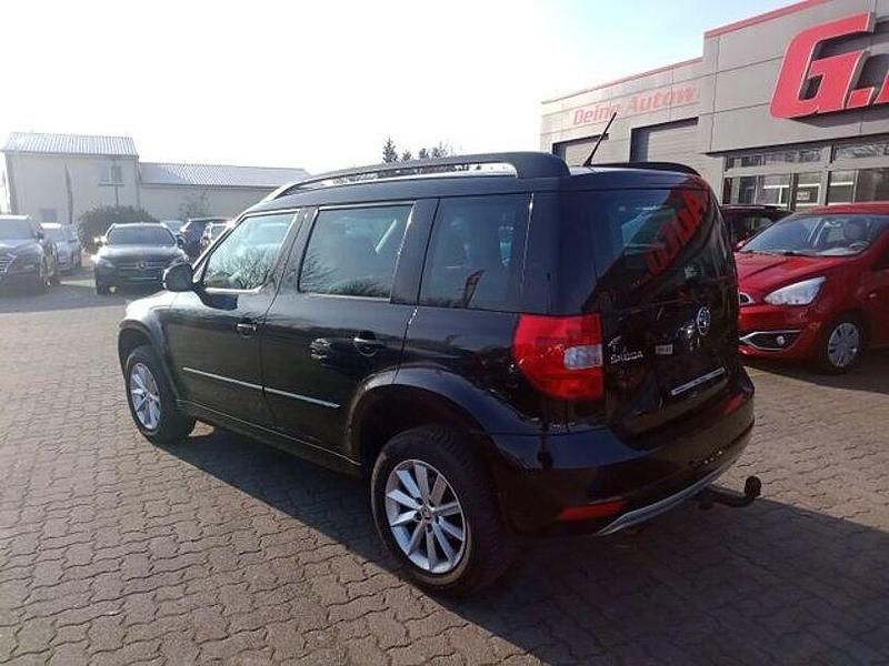 Gebraucht Skoda Yeti Ambition 110 PS (80 kW) 2015 Schwarz SUV