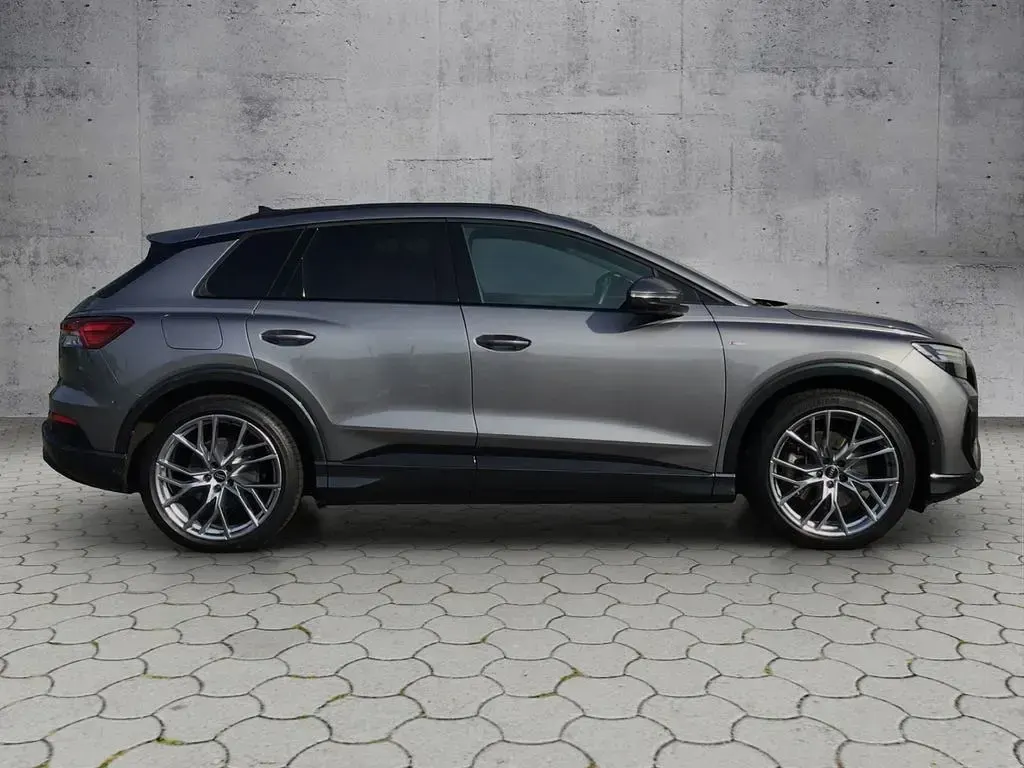 Gebraucht Audi Q4 e-tron Ambiente 210 kW (286 PS) 2024 Taifungrau metallic SUV