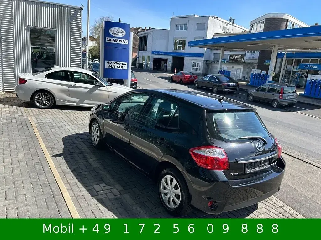 Gebraucht Toyota Auris Live 90 PS (66 kW) 2012 Schwarz Limousine