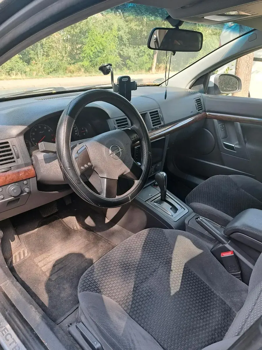 Gebraucht Opel Vectra 147 PS (108 kW) 2003 Grau Limousine