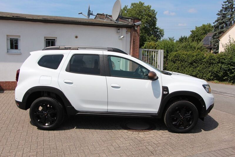 Gebraucht Dacia Duster Extreme 150 PS (110 kW) 2023 Weiß SUV