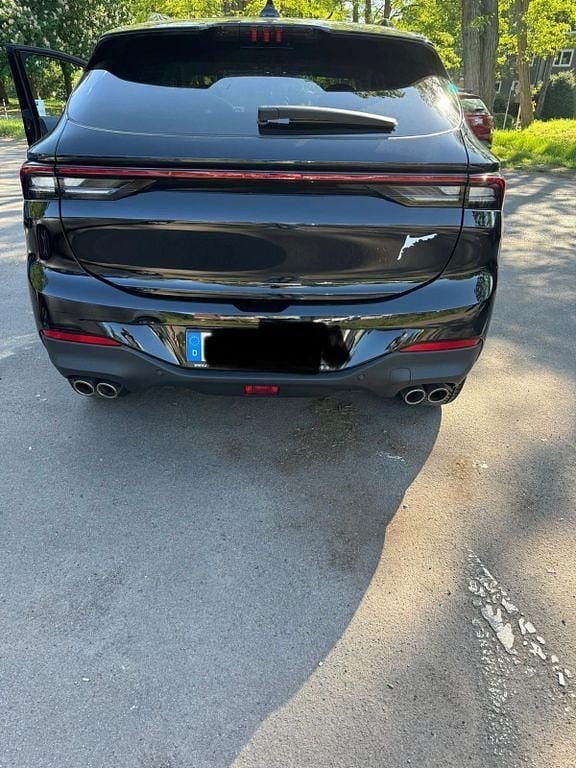 Gebraucht DFSK Forthing 5 177 PS (130 kW) 2024 Schwarz SUV