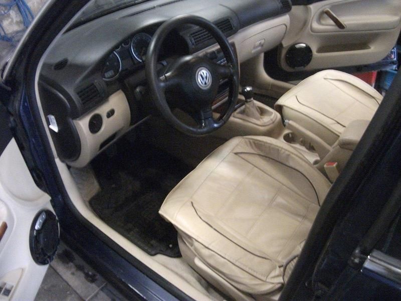 Gebraucht VW Passat 131 PS (96 kW) 2001 Blau Kombi