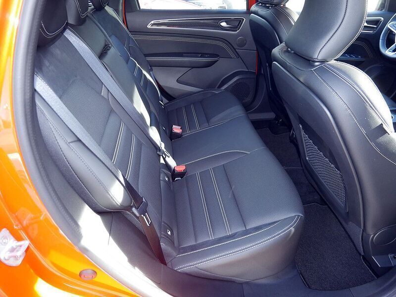 Gebraucht Renault Arkana Engineered 145 PS (106 kW) 2023 Orange SUV