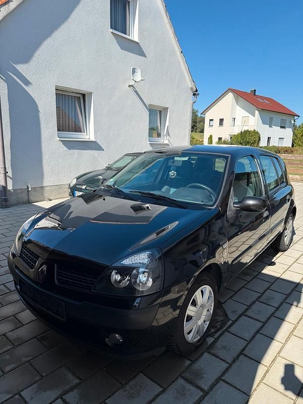 Schwarz Gebraucht 2003 Renault Clio II Kleinwagen | 900 € (Guter Preis) - Bild 1/4
