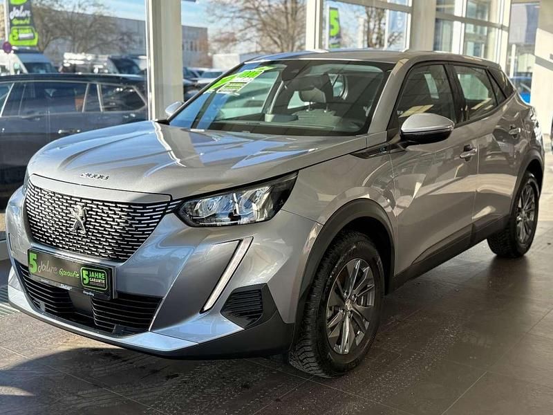 Gebraucht Peugeot e-2008 Active 100 kW (136 PS) 2022 Grau artense SUV