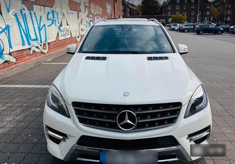 Weiß Gebraucht 2012 Mercedes ML350 AMG SUV | 18.300 € (Guter Preis) - Bild 1/4