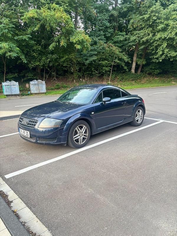 Blau Gebraucht 2004 Audi TT Design | 3.800 € (Superpreis) - Bild 1/4