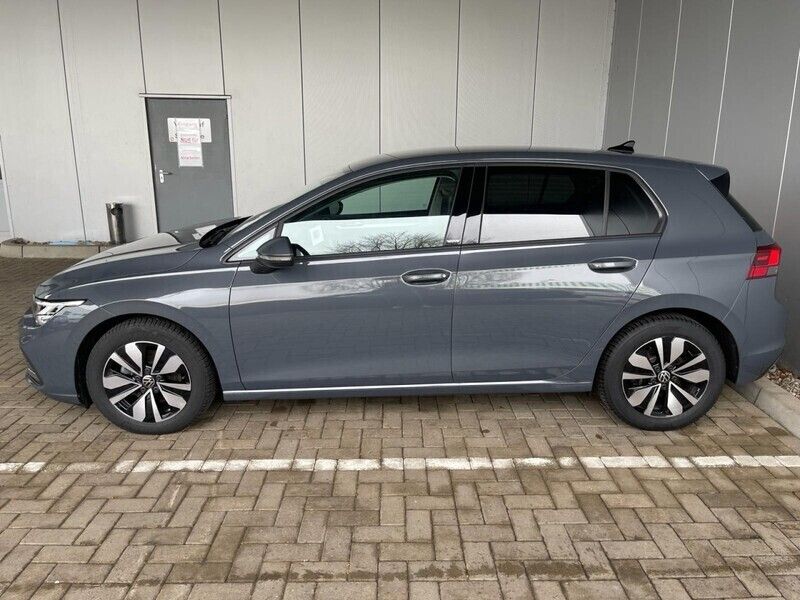 Gebraucht VW Golf VIII Move 150 PS (110 kW) 2023 Grau Kleinwagen