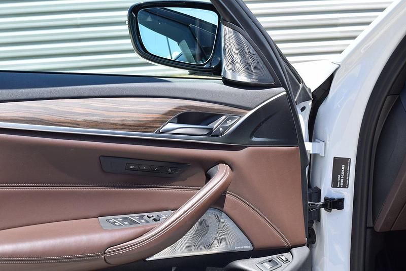 Gebraucht BMW 530e Comfort Edition 252 PS (185 kW) 2018 Weiß Limousine