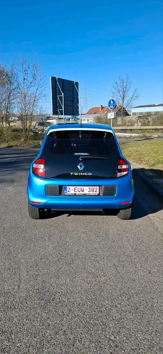 Gebraucht Renault Twingo 71 PS (52 kW) 2015 Blau Kleinwagen