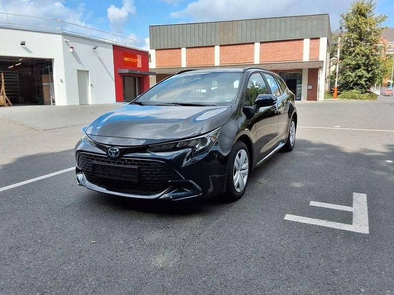 Schwarz Neu 2025 Toyota Corolla Comfort Kombi | 29.800 € - Bild 1/4