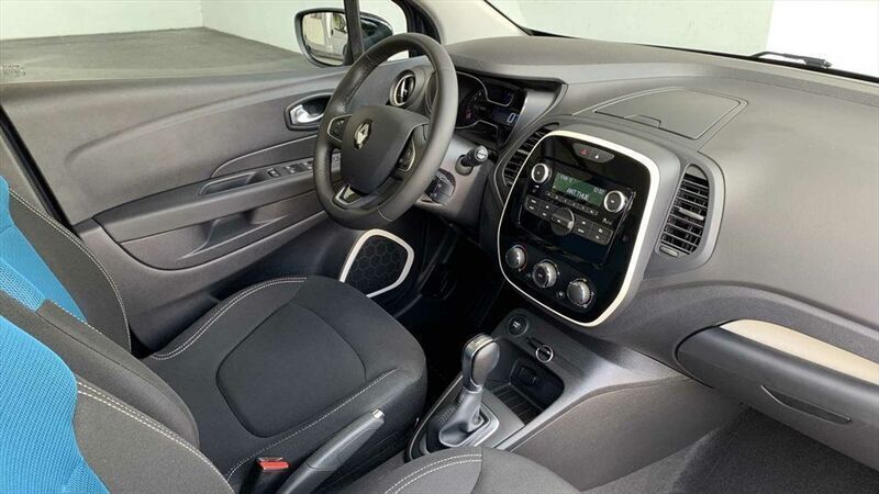 Gebraucht Renault Captur Experience 118 PS (86 kW) 2018 Blau / rauchblau / metallic SUV