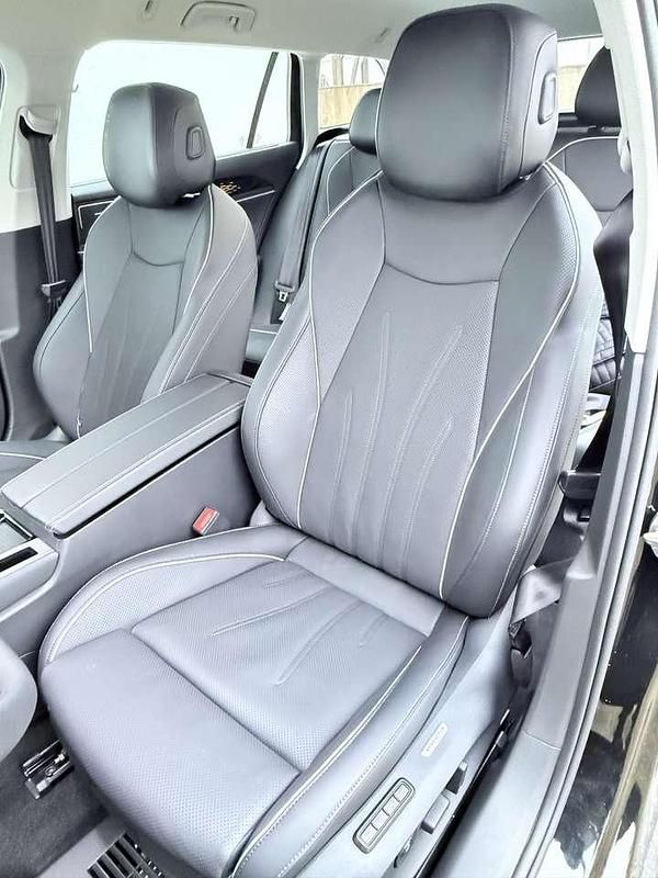 Gebraucht VW Passat Elegance 150 PS (110 kW) 2025 Schwarz Kombi