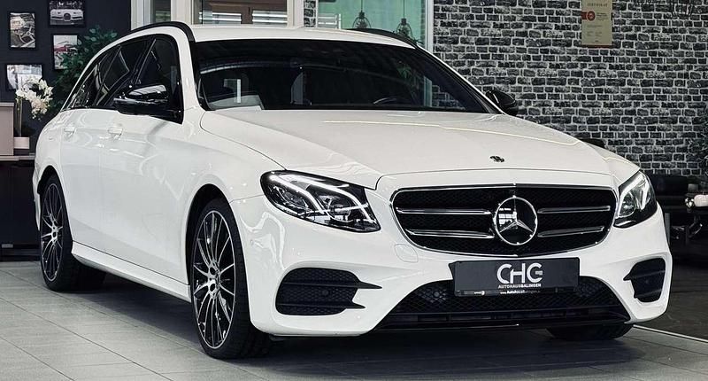 Polarweiss unilack Gebraucht 2019 Mercedes E400 AMG line Kombi | 37.990 € (Fairer Preis) - Bild 1/4