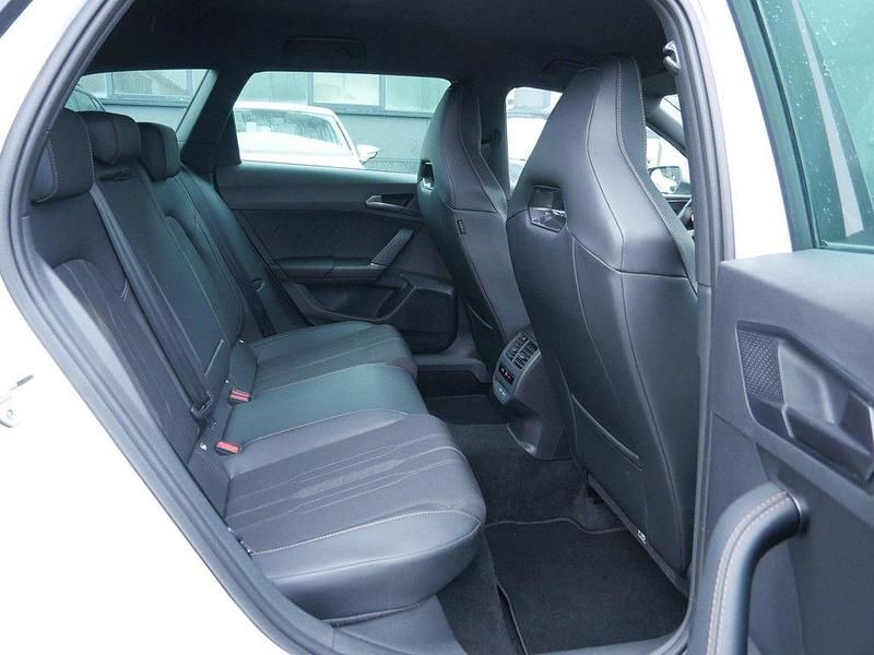 Gebraucht Cupra Leon VZ 310 PS (228 kW) 2024 Weiß Limousine