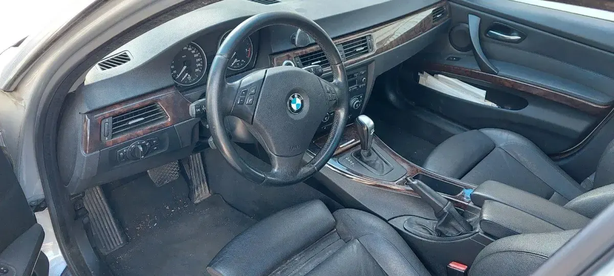 Gebraucht BMW 325 Sport Line 197 PS (144 kW) 2007 Silber Kombi