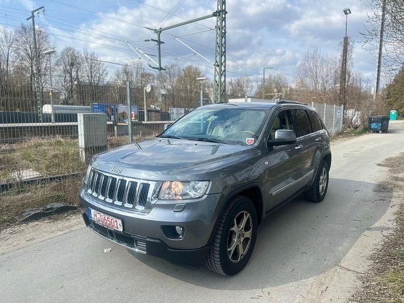 Gebraucht Jeep Grand Cherokee Overland 352 PS (258 kW) 2012 Grau SUV