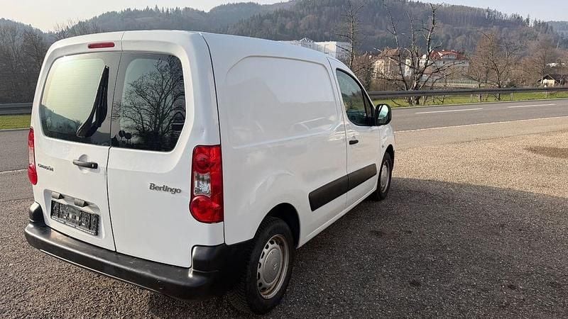 Gebraucht Citroën Berlingo 90 PS (66 kW) 2011 Weiß Van / Kleinbus