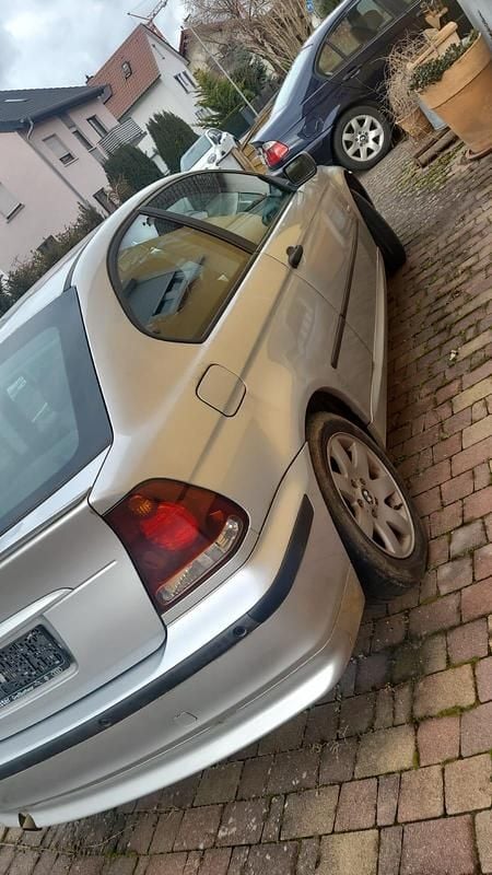 Gebraucht BMW 316 115 PS (84 kW) 2003 Silber Coupé