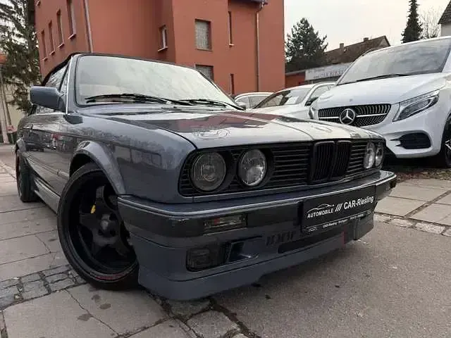 Gebraucht BMW 320 155 PS (114 kW) 1991 Grau