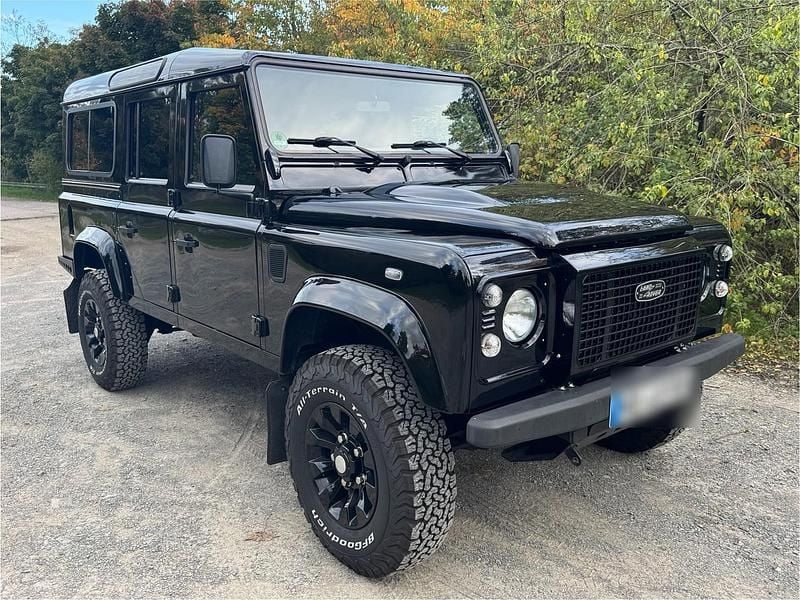 Schwarz Gebraucht 2013 Land Rover Defender SUV | 58.880 € (Fairer Preis) - Bild 1/4