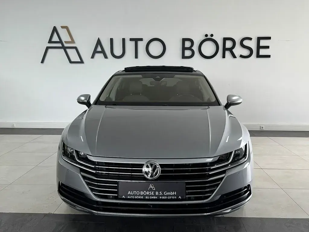 Gebraucht VW Arteon 190 PS (139 kW) 2018 Grau Kleinwagen