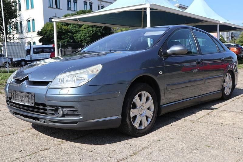 Grau Gebraucht 2006 Citroën C5 Tendance Limousine | 550 € - Bild 1/4