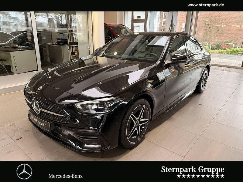 Lack obsidianschwarz Gebraucht 2024 Mercedes C300e Premium Limousine | 44.890 € (Fairer Preis) - Bild 1/4