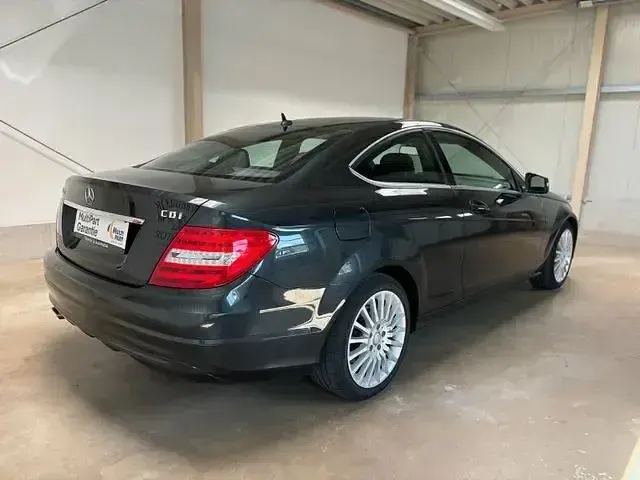 Gebraucht Mercedes C220 170 PS (125 kW) 2013 Schwarz Coupé