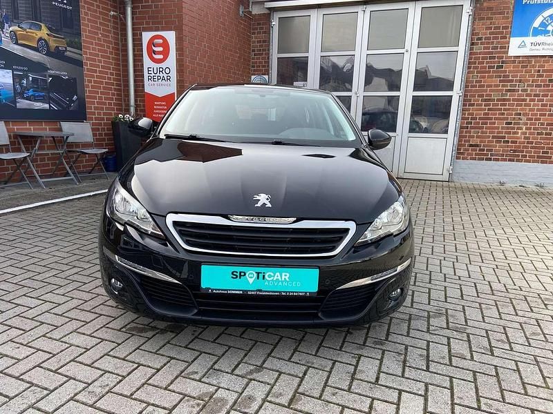 Gebraucht Peugeot 308 Allure 131 PS (96 kW) 2016 Perlanera Kombi