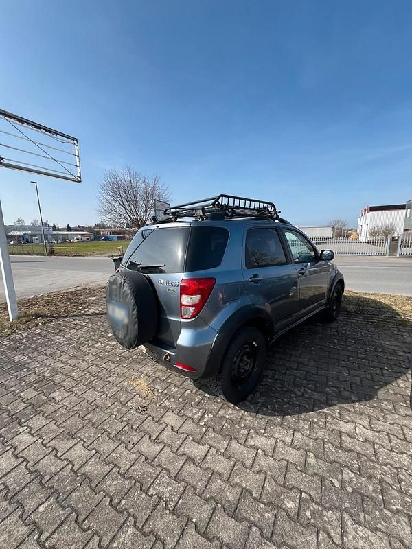 Gebraucht Daihatsu Terios 105 PS (77 kW) 2007 Blau SUV