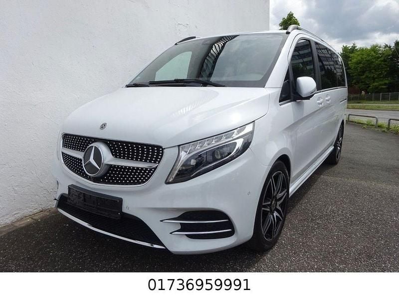 Weiß Gebraucht 2020 Mercedes V300 AMG Van / Kleinbus | 46.000 € (Guter Preis) - Bild 1/4