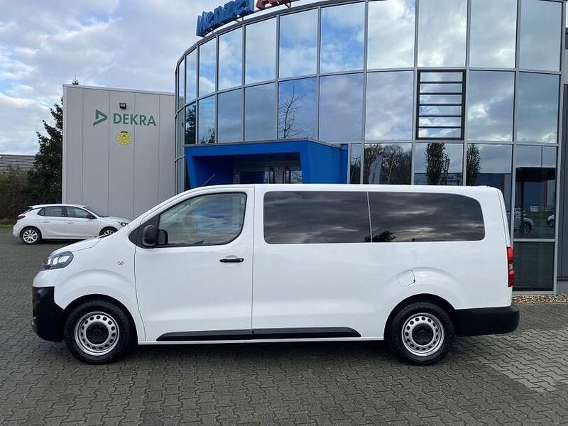 Gebraucht Opel Zafira Life Selection 120 PS (88 kW) 2022 Weiß Van / Kleinbus