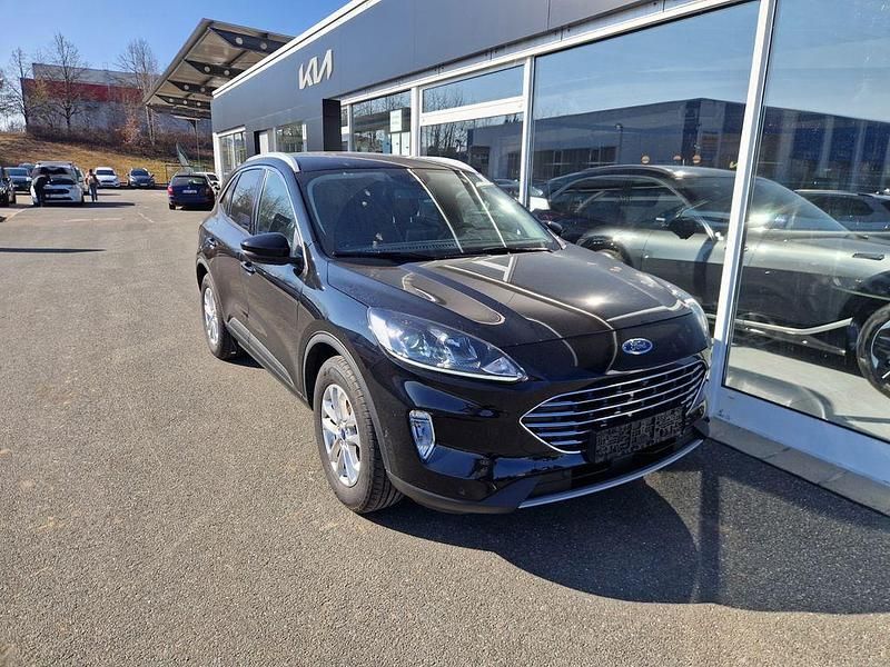 Gebraucht Ford Kuga Titanium 120 PS (88 kW) 2022 Schwarz SUV