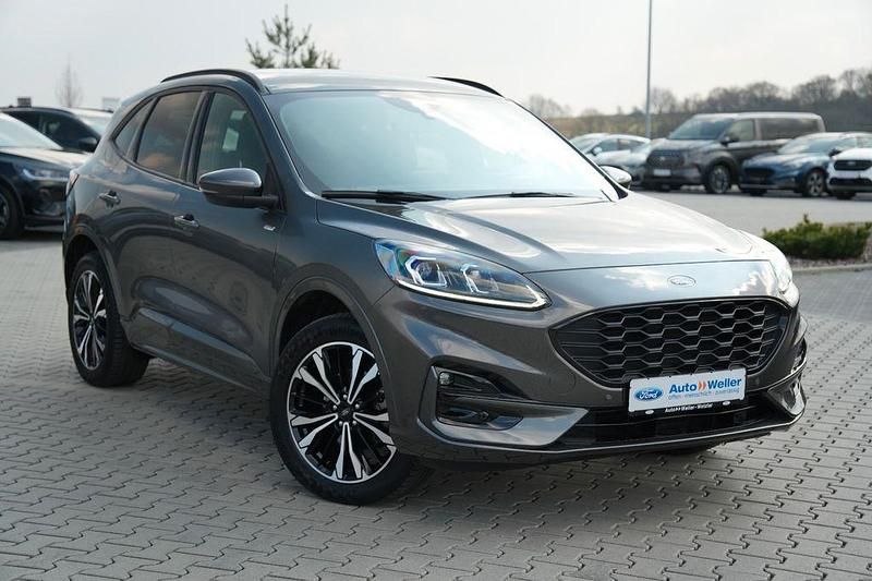 Gebraucht Ford Kuga ST-Line 224 PS (164 kW) 2022 Grau SUV