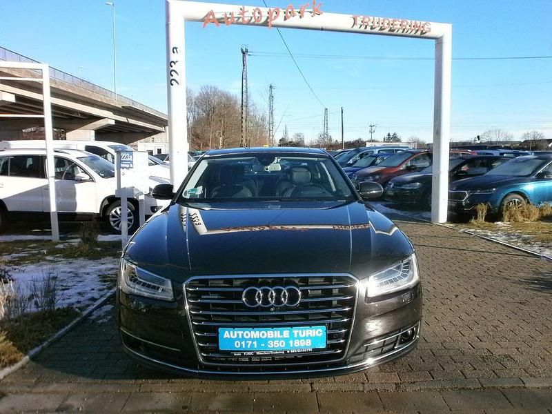 Schwarz Gebraucht 2014 Audi A8 Sport Limousine | 29.500 € (Etwas zu teuer) - Bild 1/4