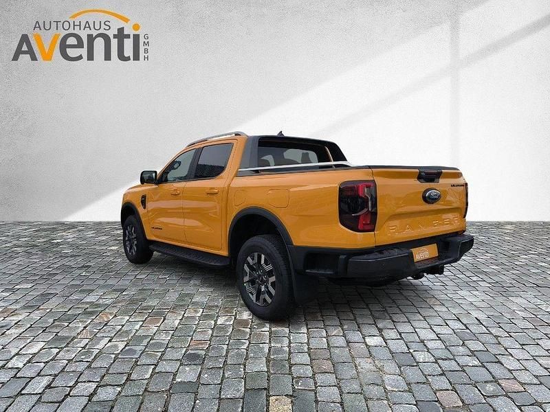 Neu Ford Ranger Wildtrack 281 PS (206 kW) 2025 Orange Pickup