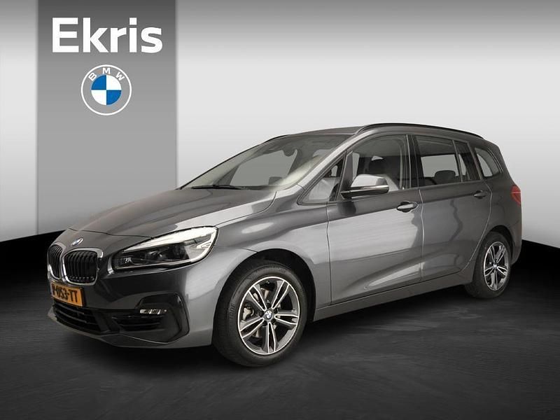Grau Gebraucht 2022 BMW 216 Gran Tourer Sport Line Van / Kleinbus | 15.500 € (Fairer Preis) - Bild 1/4