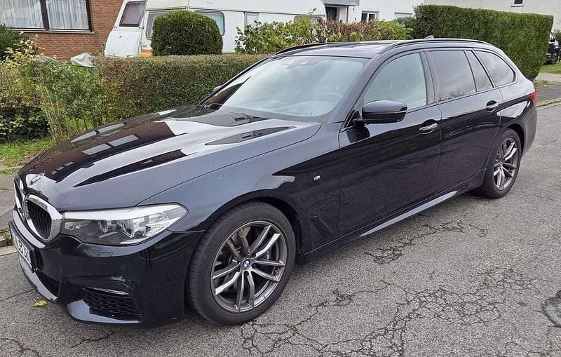 Gebraucht 2017 BMW 540 M Sport Kombi | 29.150 € (Fairer Preis) - Bild 1/4