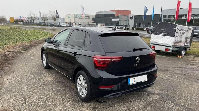Gebraucht VW Polo Style 110 PS (80 kW) 2023 Schwarz Kleinwagen
