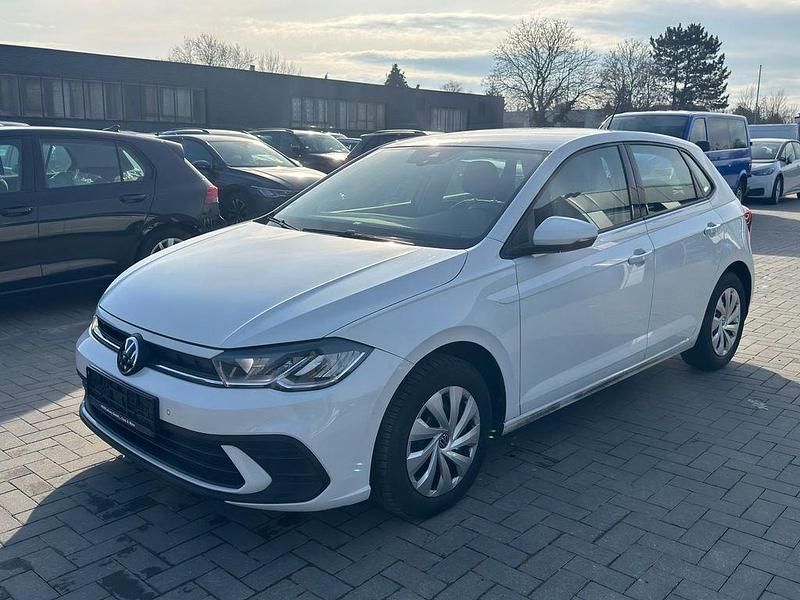 Gebraucht VW Polo Life 95 PS (69 kW) 2023 Weiß Limousine
