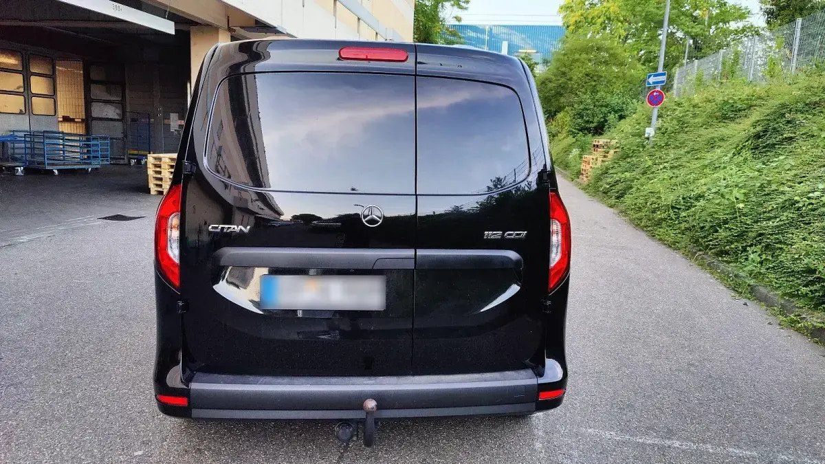 Gebraucht Mercedes Citan 112 116 PS (85 kW) 2023 Schwarz Van / Kleinbus
