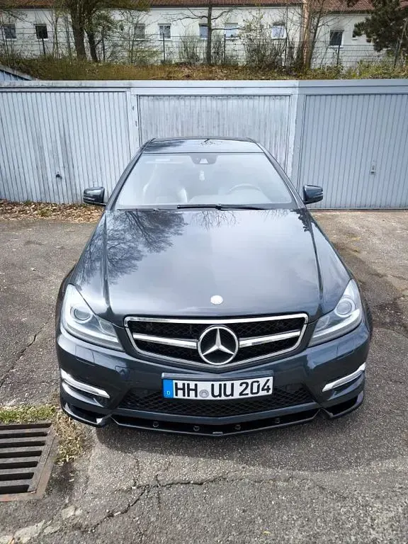 Gebraucht Mercedes C180 AMG line 156 PS (114 kW) 2012 Schwarz Coupé